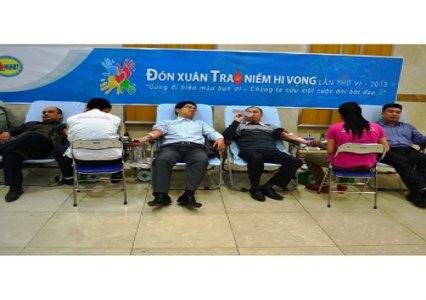 CMCSoft – Đón xuân trao niềm hi vọng